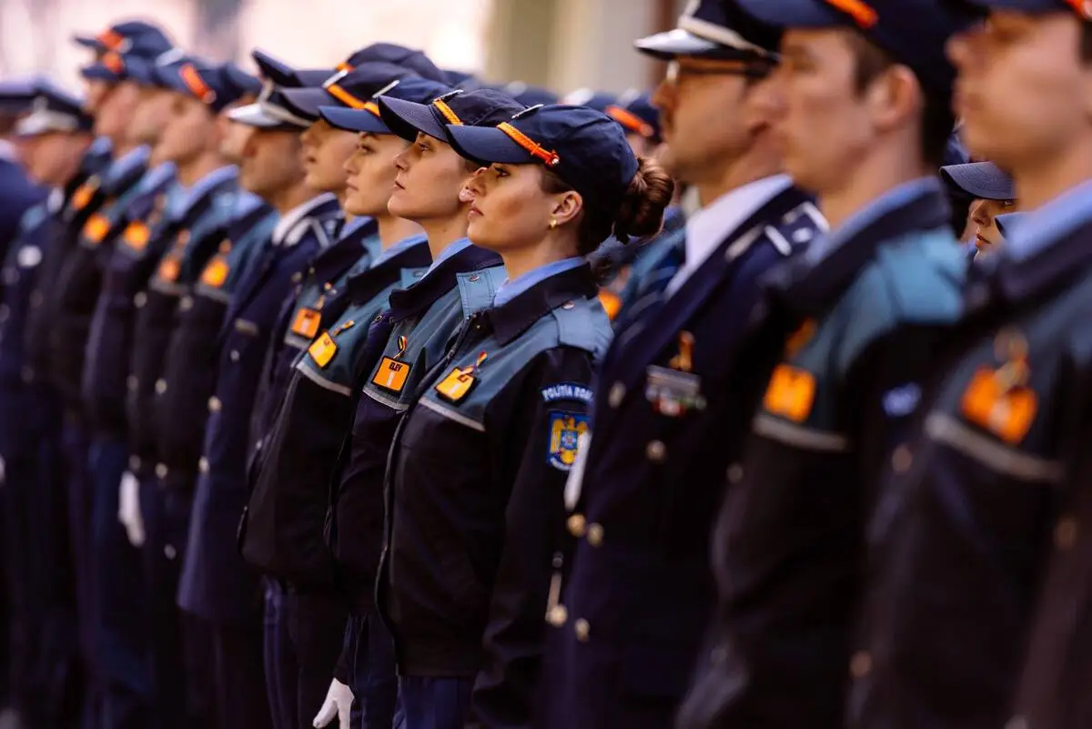 3000 de locuri la Școlile MAI